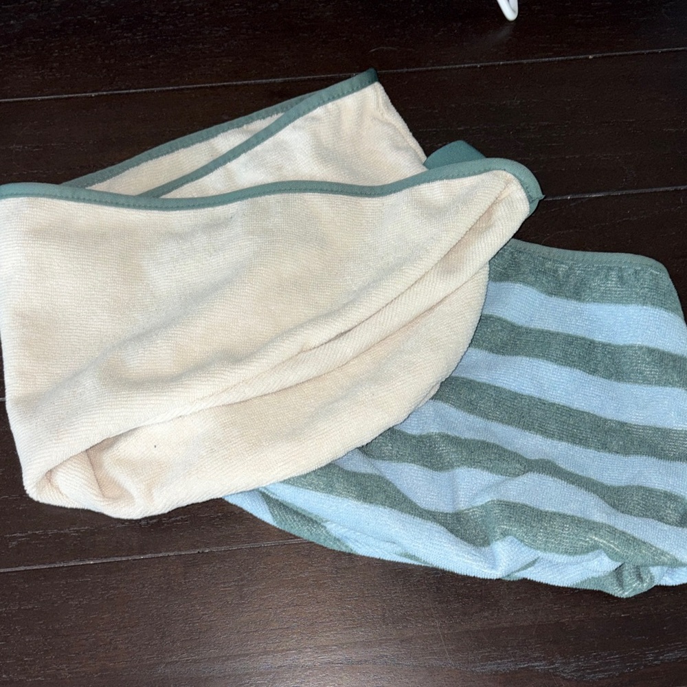 Reusable Striped and Solid Cotton Towels - Cream & Sage